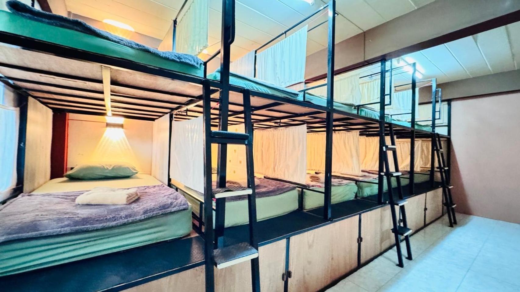 Stay At Moon Hostel Haad Rin Exterior photo
