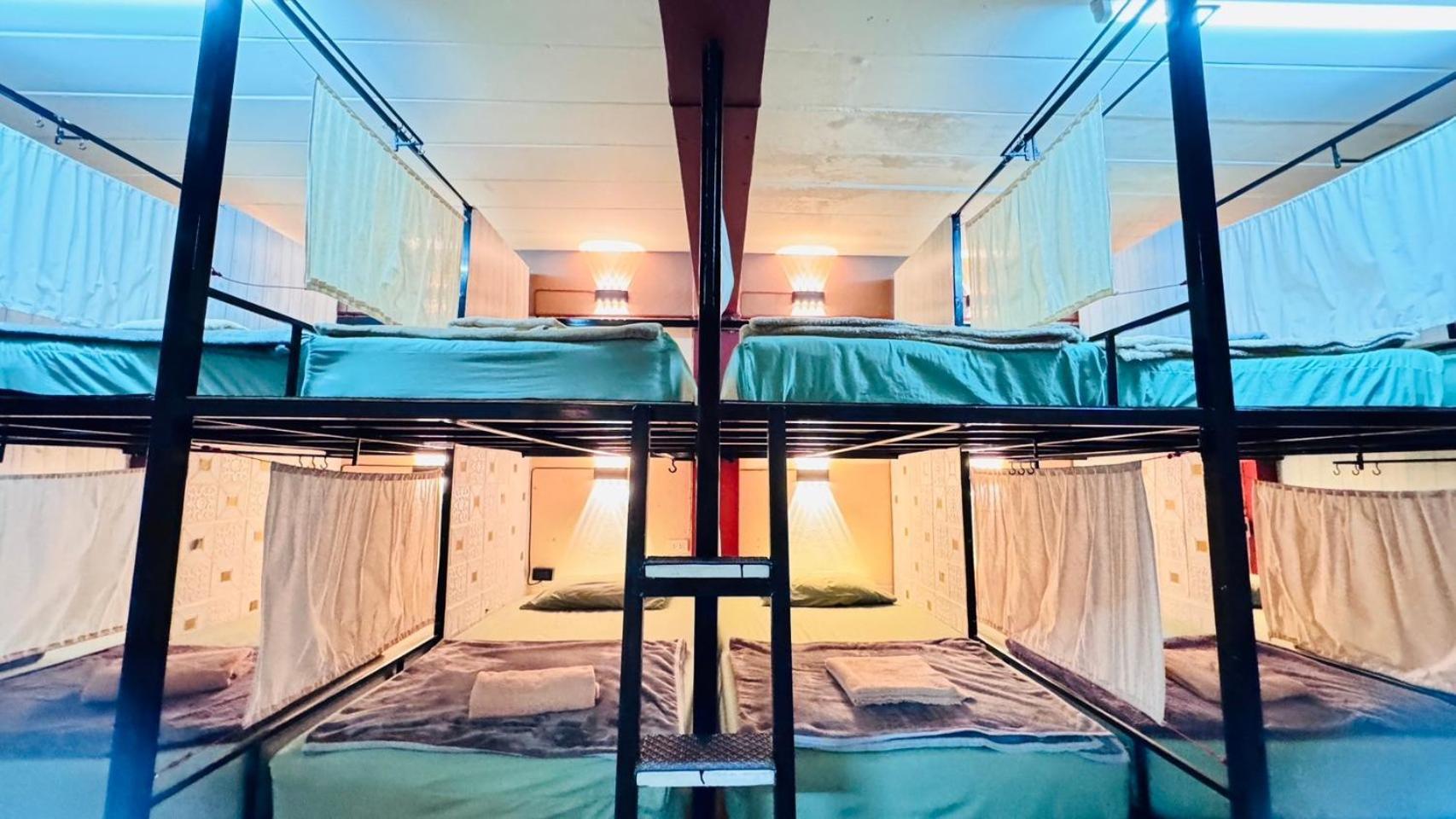 Stay At Moon Hostel Haad Rin Exterior photo