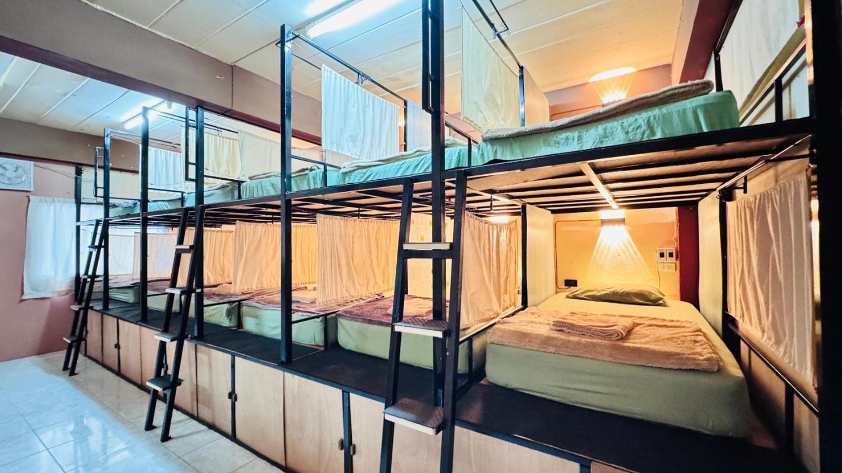 Stay At Moon Hostel Haad Rin Exterior photo